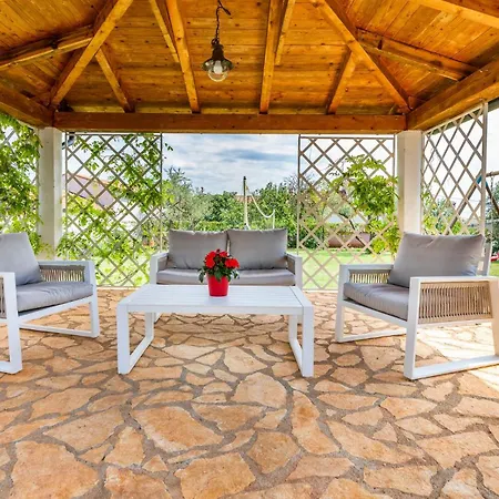 Iix Feriehus Kaštelir